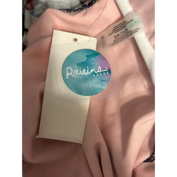 Raisins Curve Trendy Plus Size Tortuga One-Piece Black Floral Size 16w - Picture 6 of 8